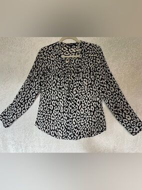 Express Black and White Leopard Zip-Front Blouse